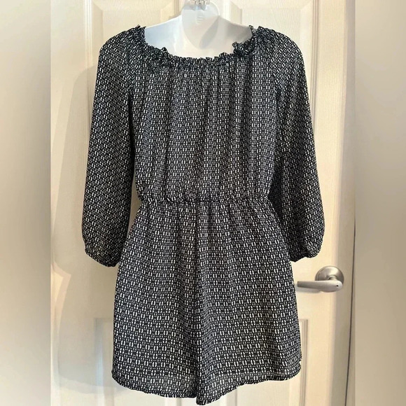 Anthropology Everly Romper‎ long sleeve size S blue/cream color - Picture 5 of 9